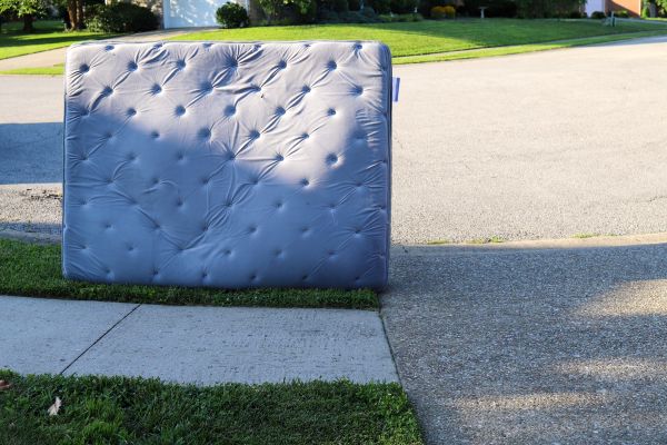 Mattress Removal Service in Reston